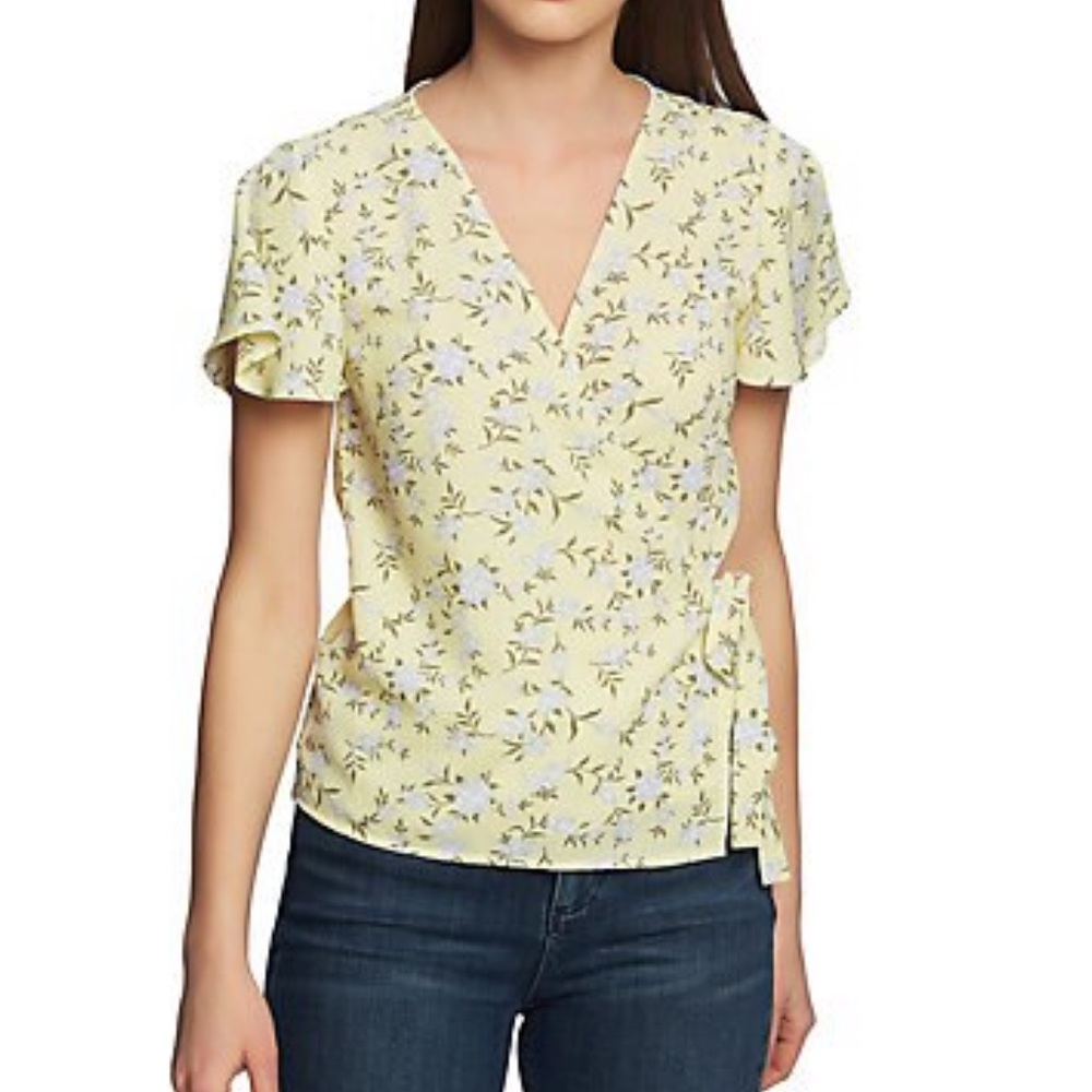 1.STATE Short Sleeve Printed Wrap Blouse